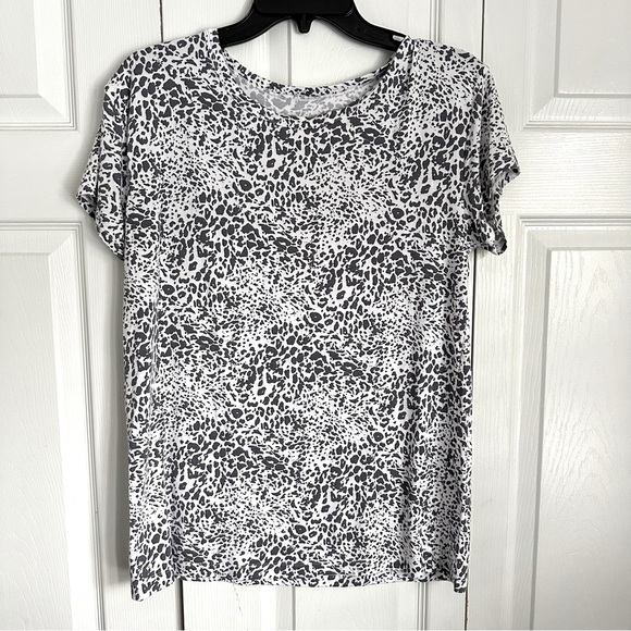 Koolaburra By UGG Shirt Womens S Animal Print Short Sleeve Soft Tee Top Leopard - Picture 1 of 9